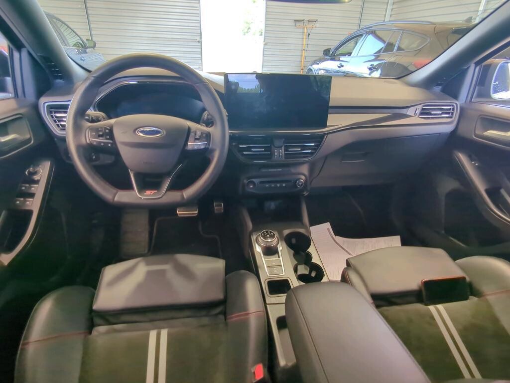 Ford Focus - zdjęcie 5