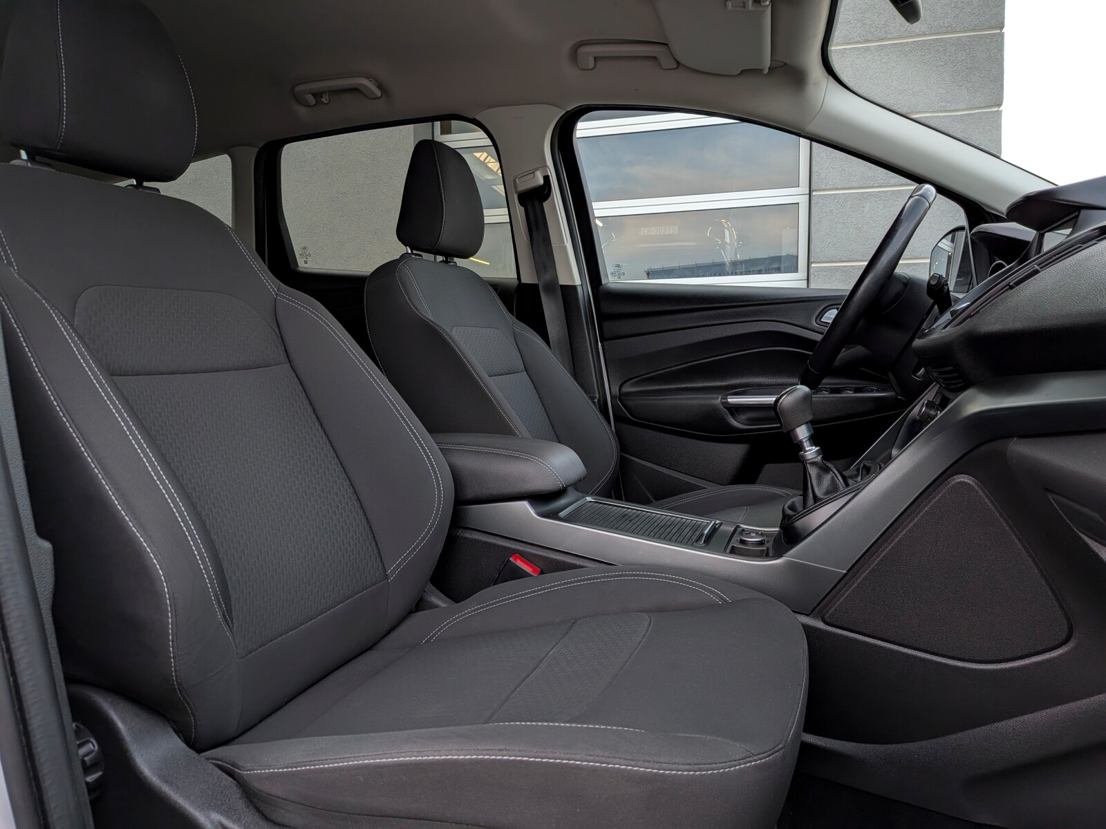 Ford Kuga - zdjęcie 11