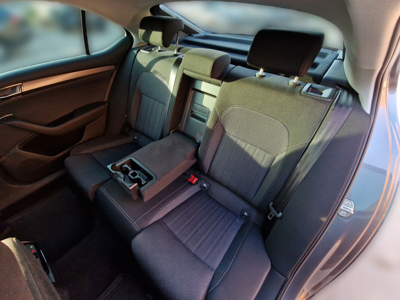 Škoda Superb - zdjęcie 12