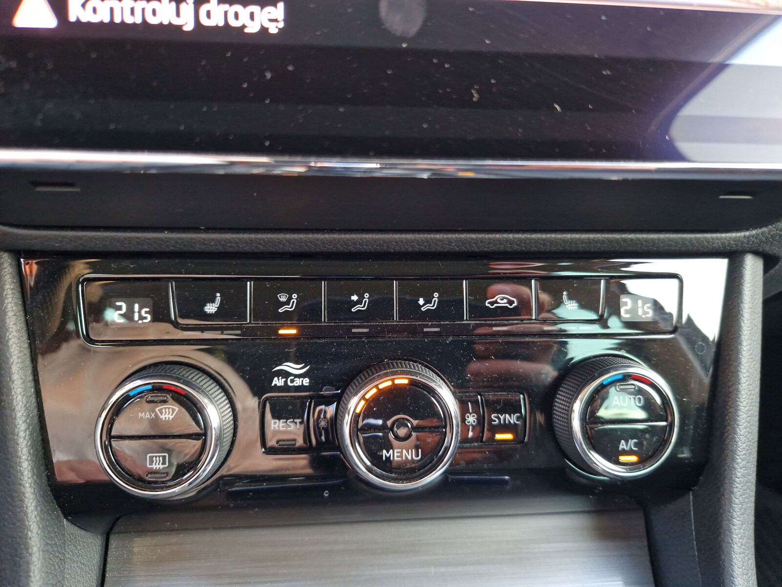 Škoda Superb - zdjęcie 22