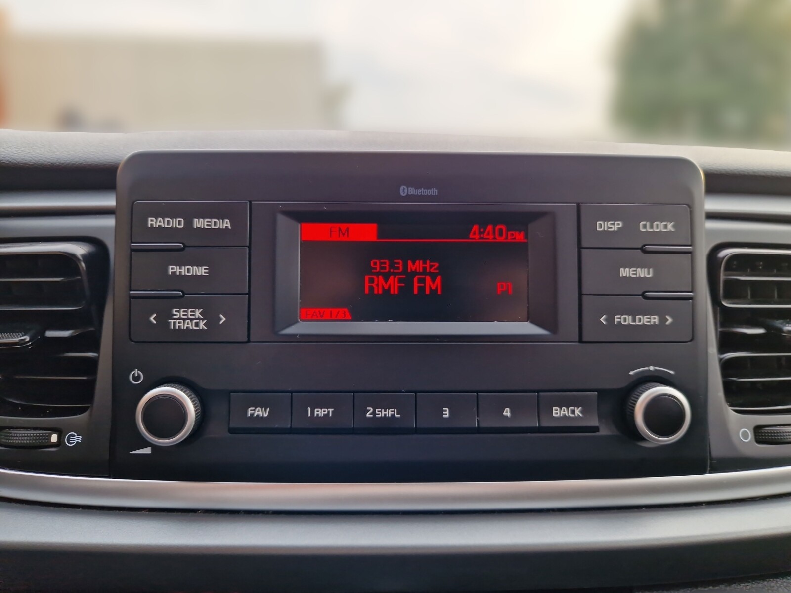 Kia Rio - zdjęcie 17