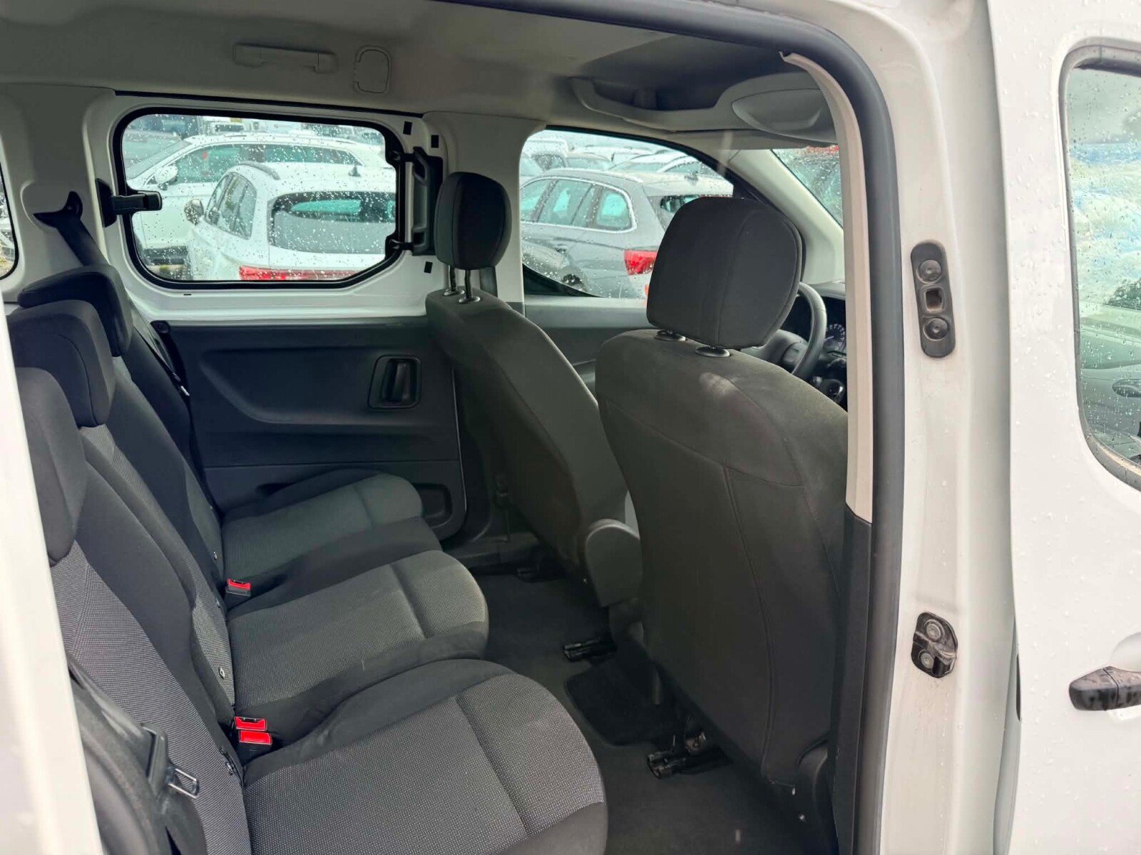 Toyota Proace City Verso - zdjęcie 4