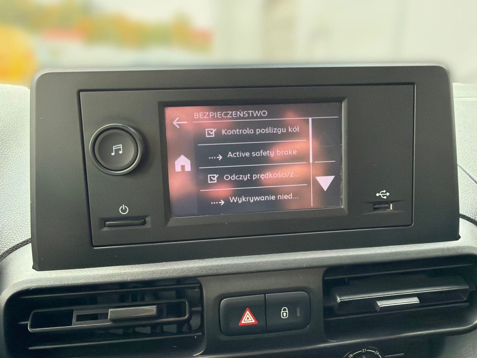 Toyota Proace City Verso - zdjęcie 25