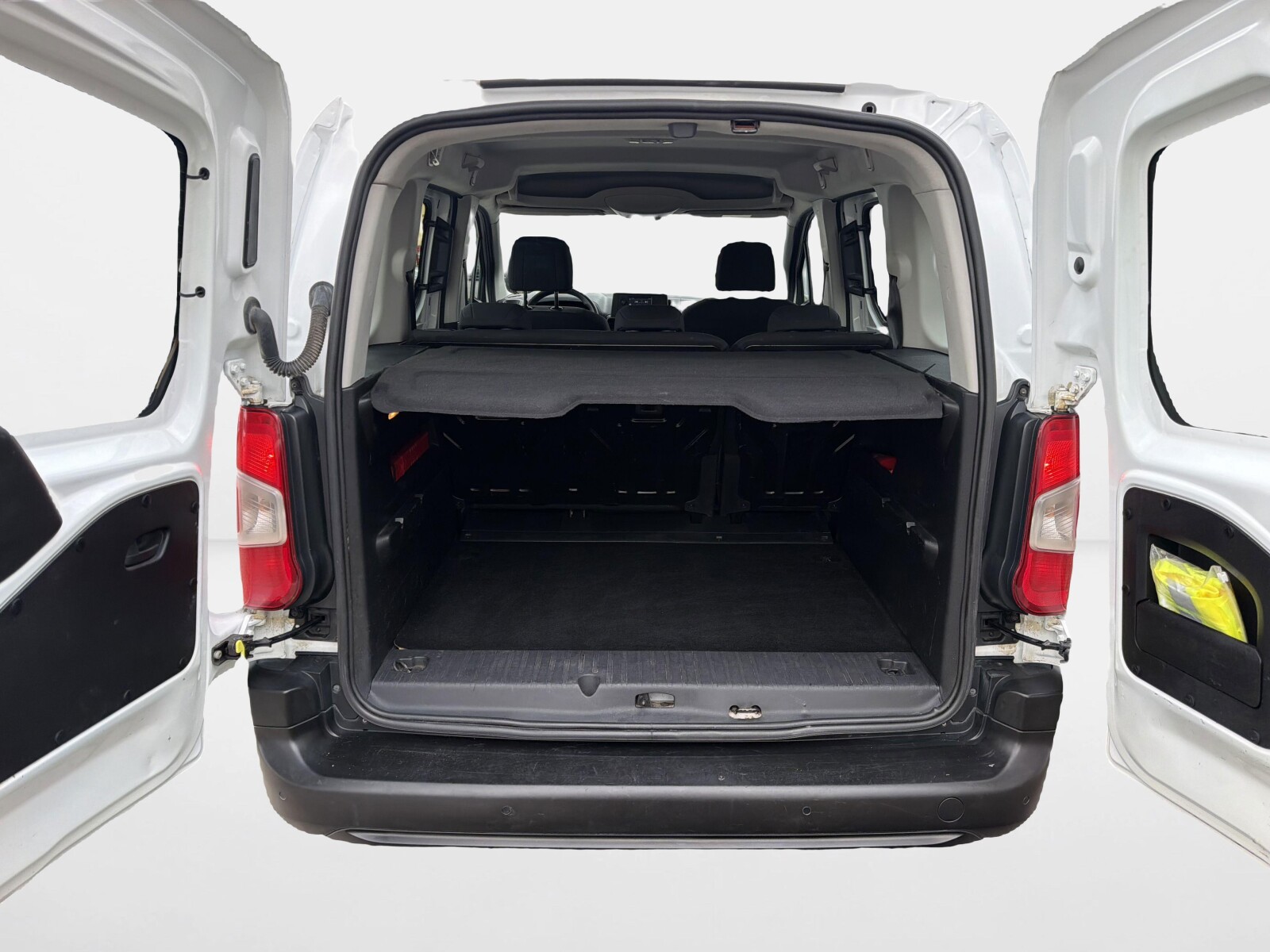 Toyota Proace City Verso - zdjęcie 13
