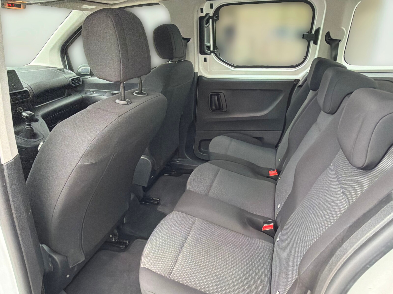 Toyota Proace City Verso - zdjęcie 11