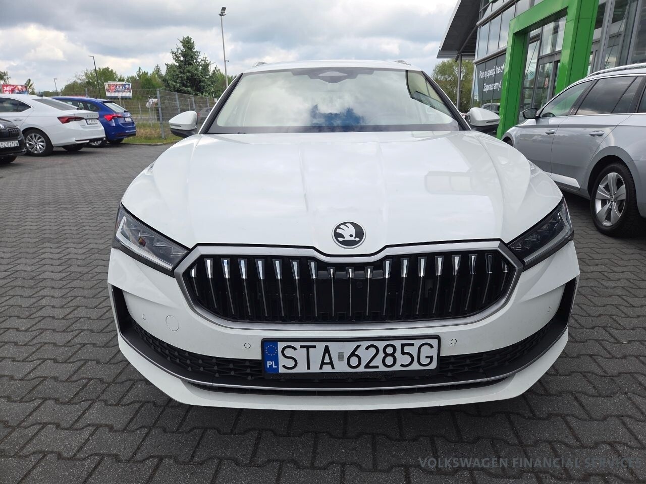 Škoda Superb Combi - zdjęcie 2