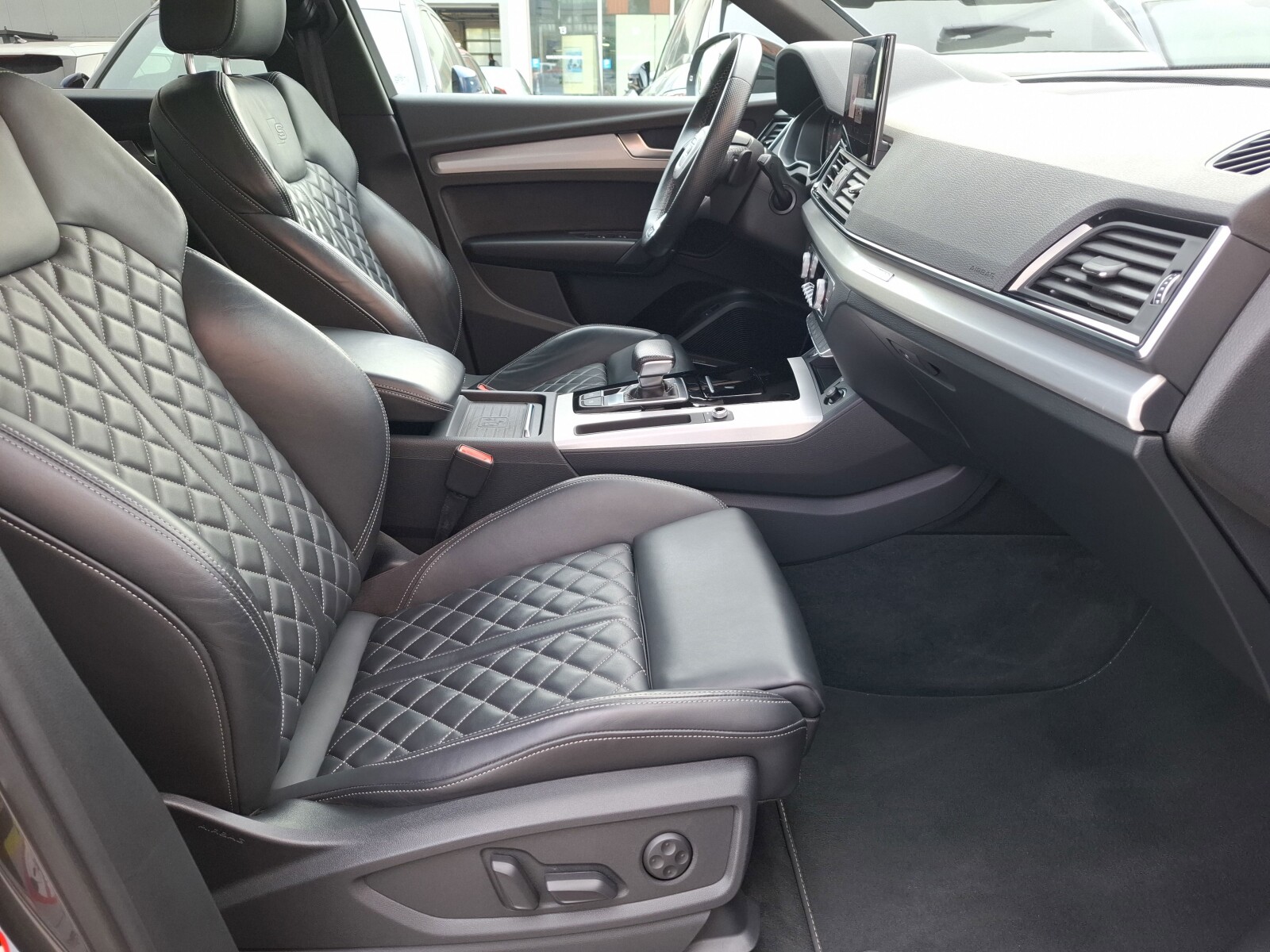 Audi Q5 - zdjęcie 19