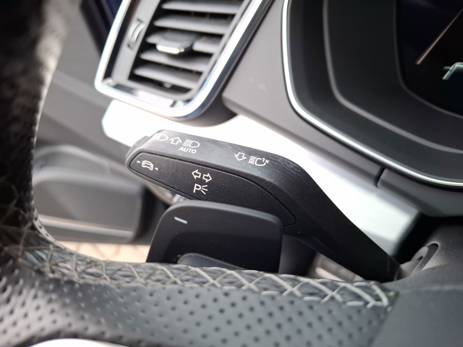 Audi Q5 Sportback - zdjęcie 34