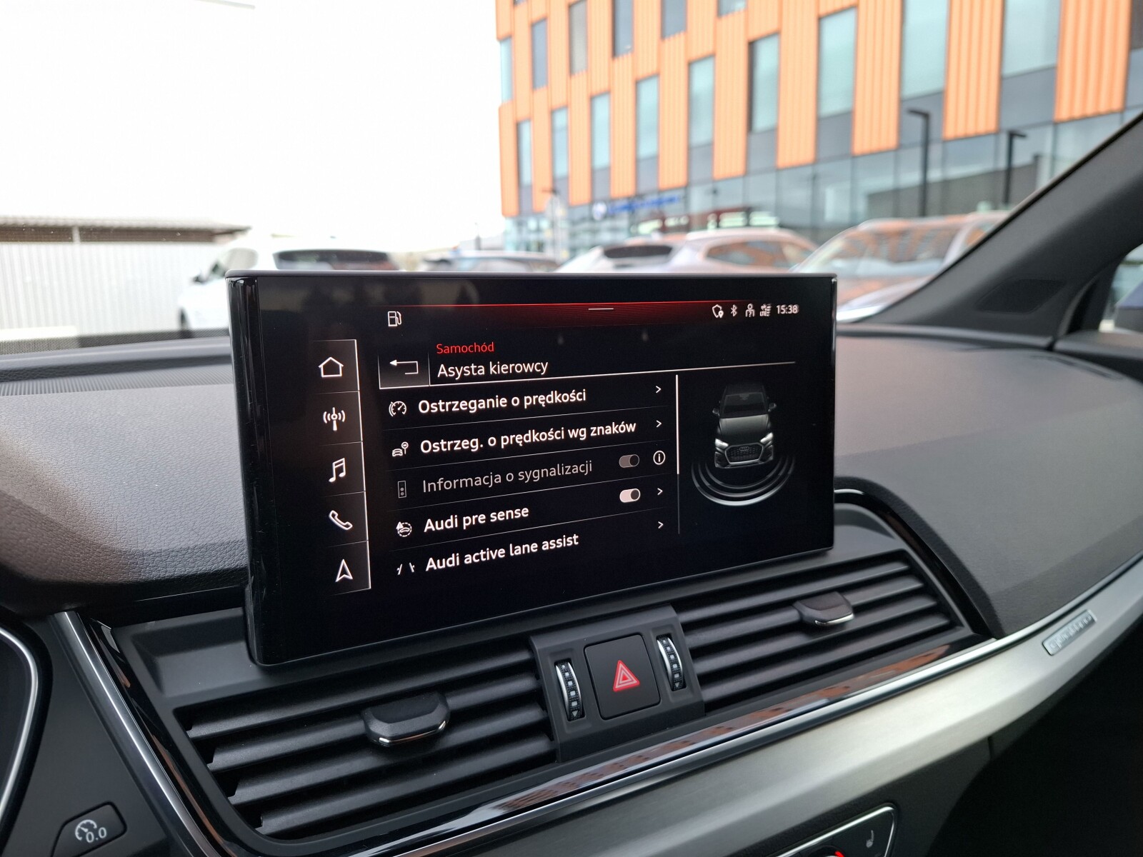 Audi Q5 Sportback - zdjęcie 40
