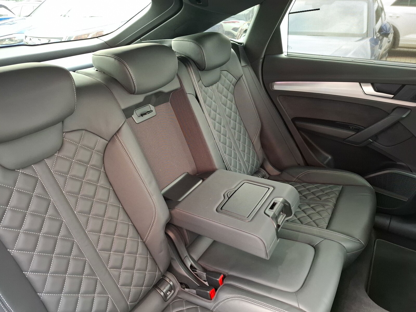 Audi Q5 Sportback - zdjęcie 21