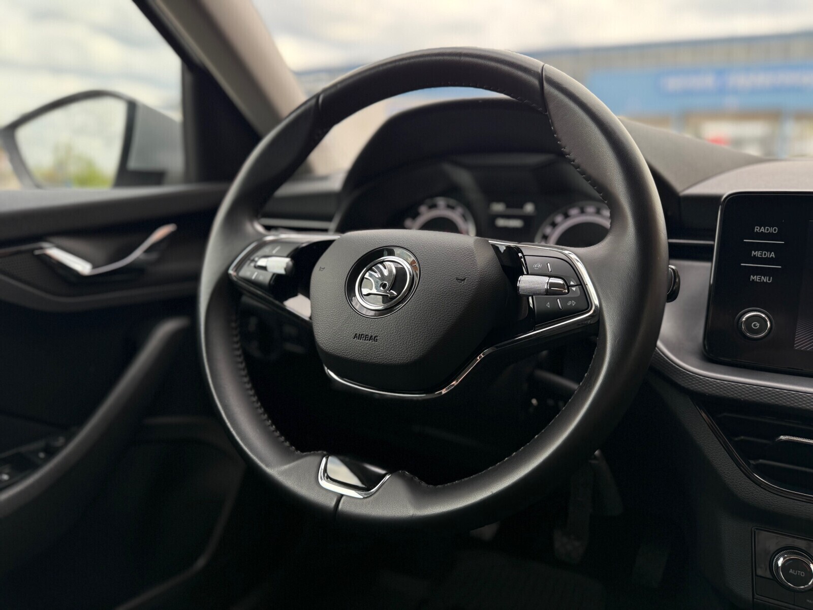 Škoda Scala - zdjęcie 12