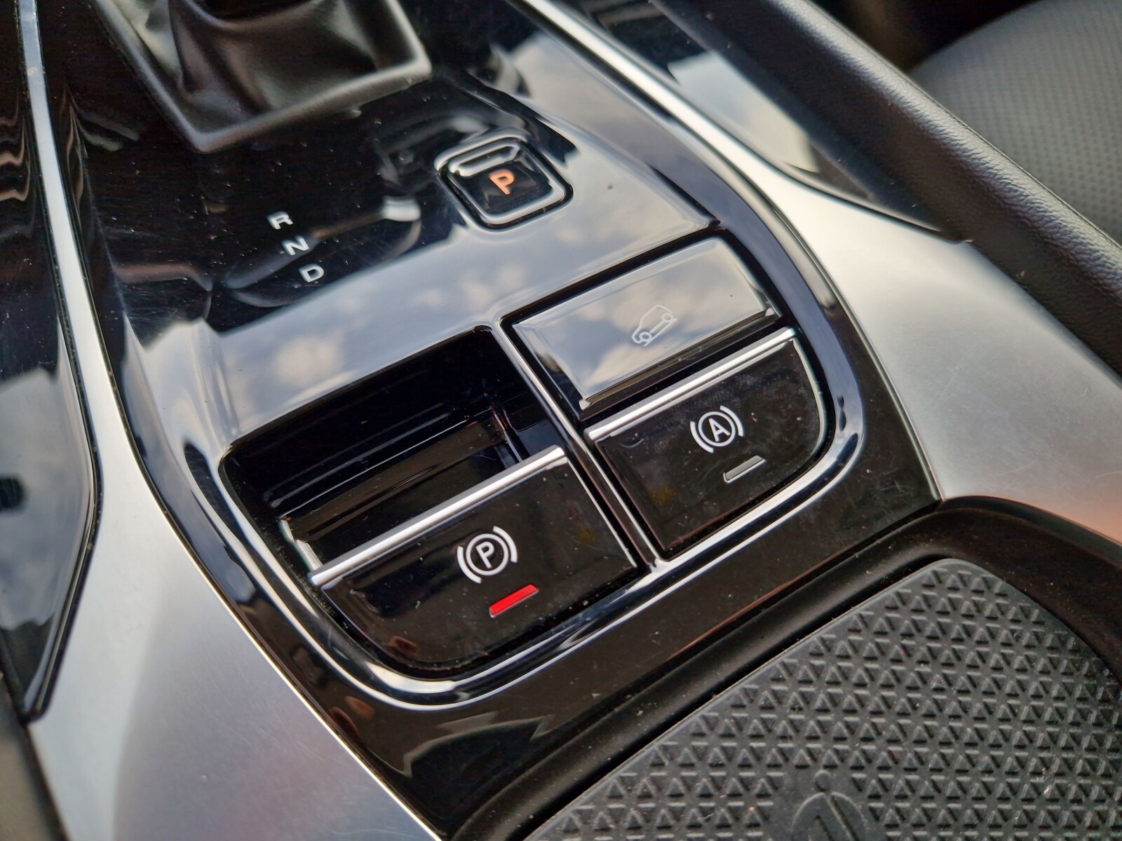 MG HS PHEV - zdjęcie 17