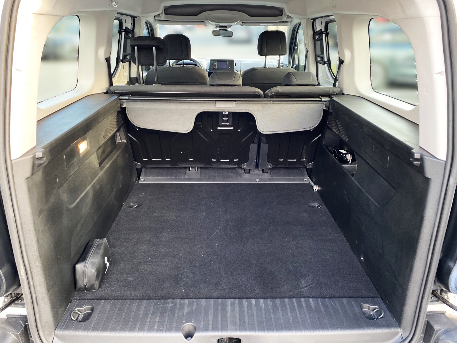 Toyota Proace City Verso - zdjęcie 25