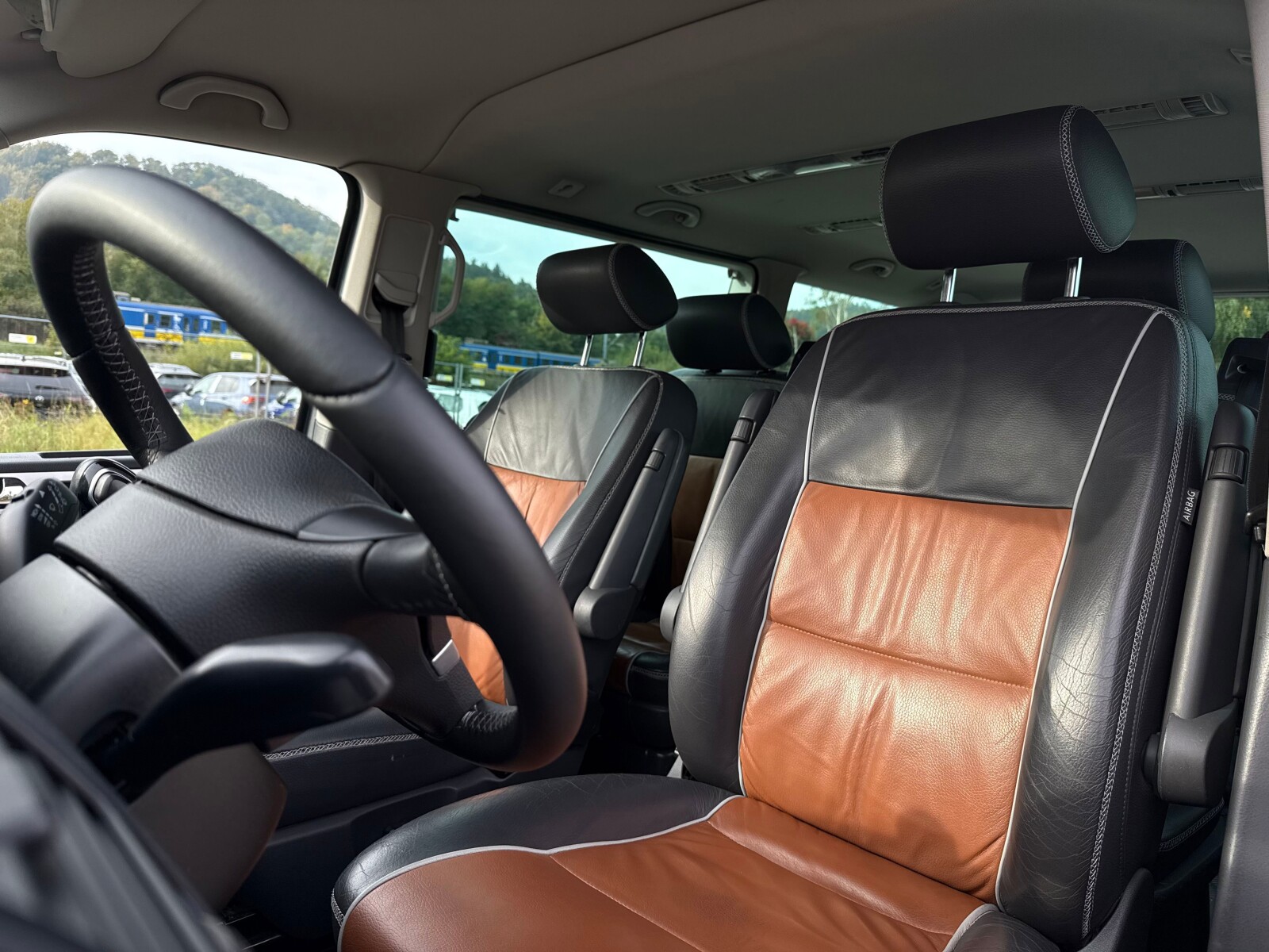 Volkswagen Multivan - zdjęcie 12