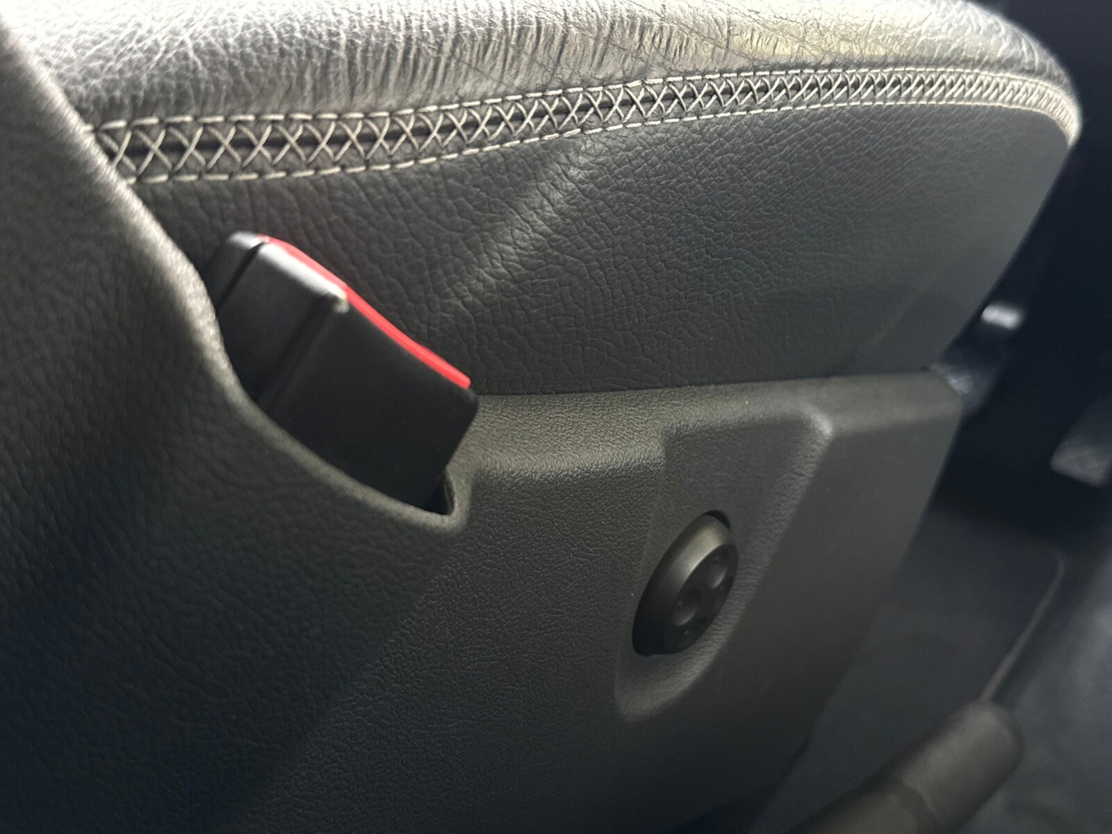 Volkswagen Multivan - zdjęcie 11