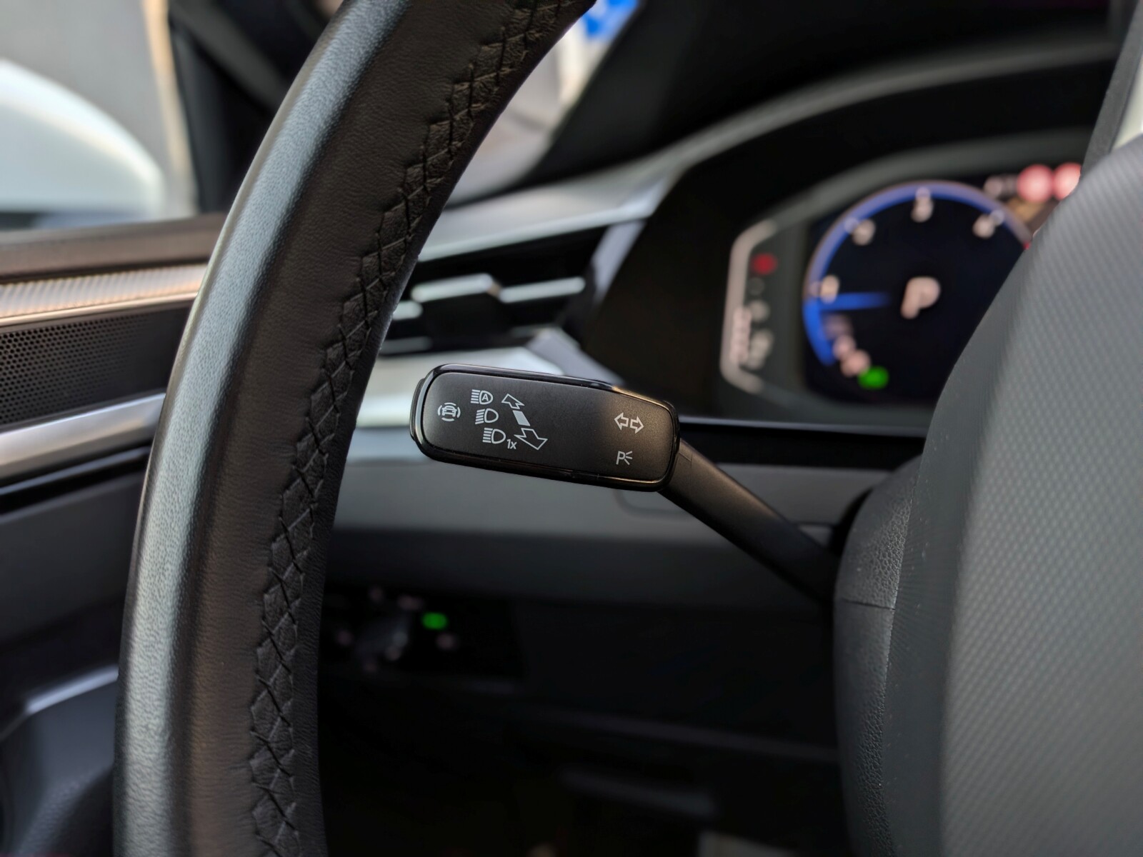 Volkswagen Arteon - zdjęcie 21
