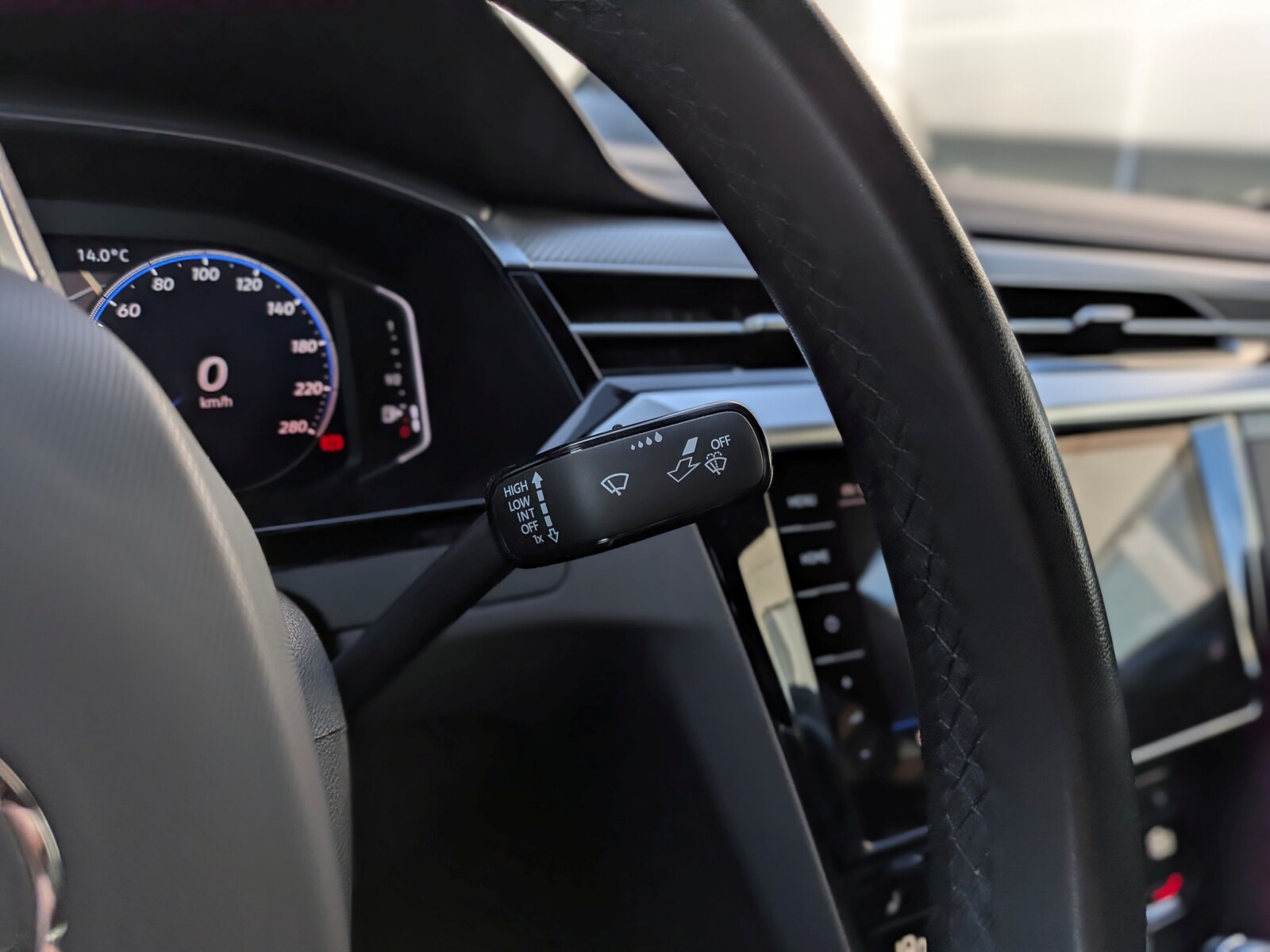 Volkswagen Arteon - zdjęcie 22