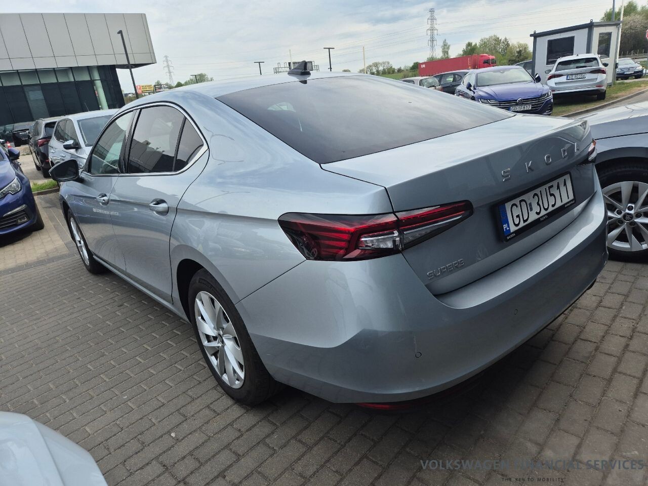 Škoda Superb - zdjęcie 4