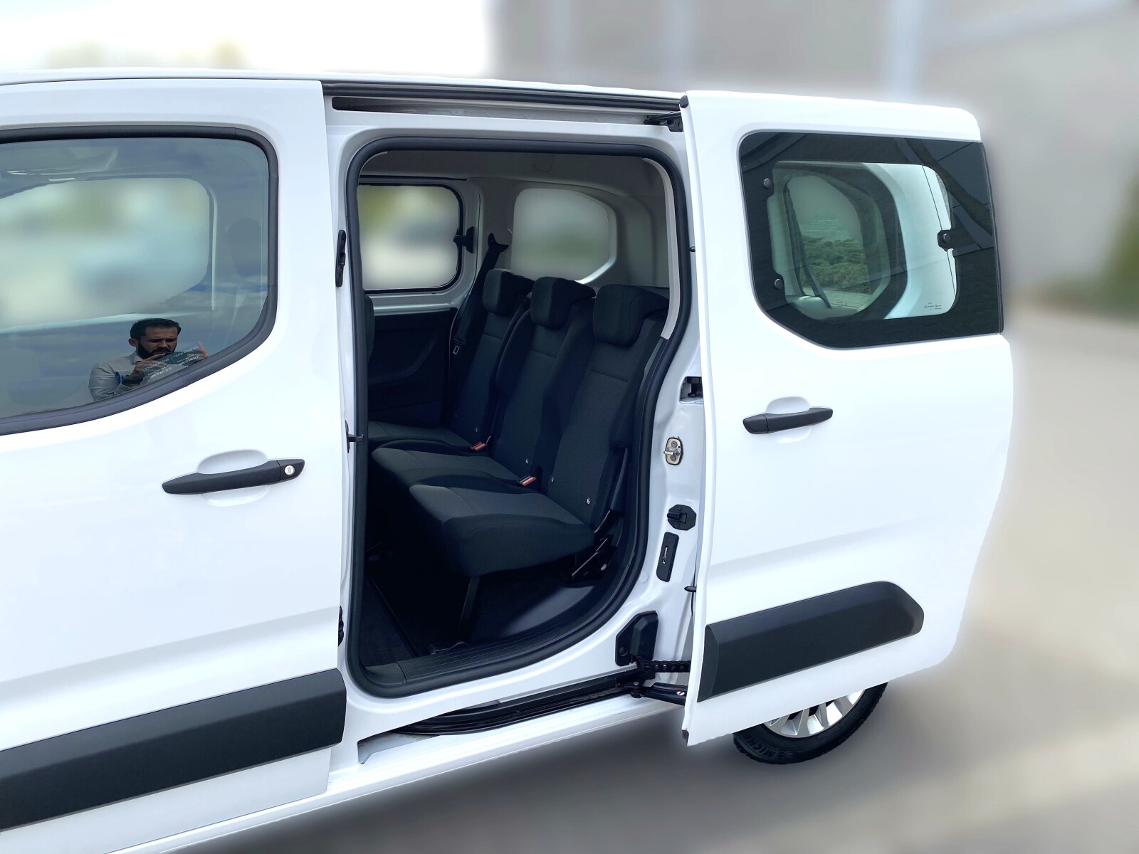 Toyota Proace City Verso - zdjęcie 23