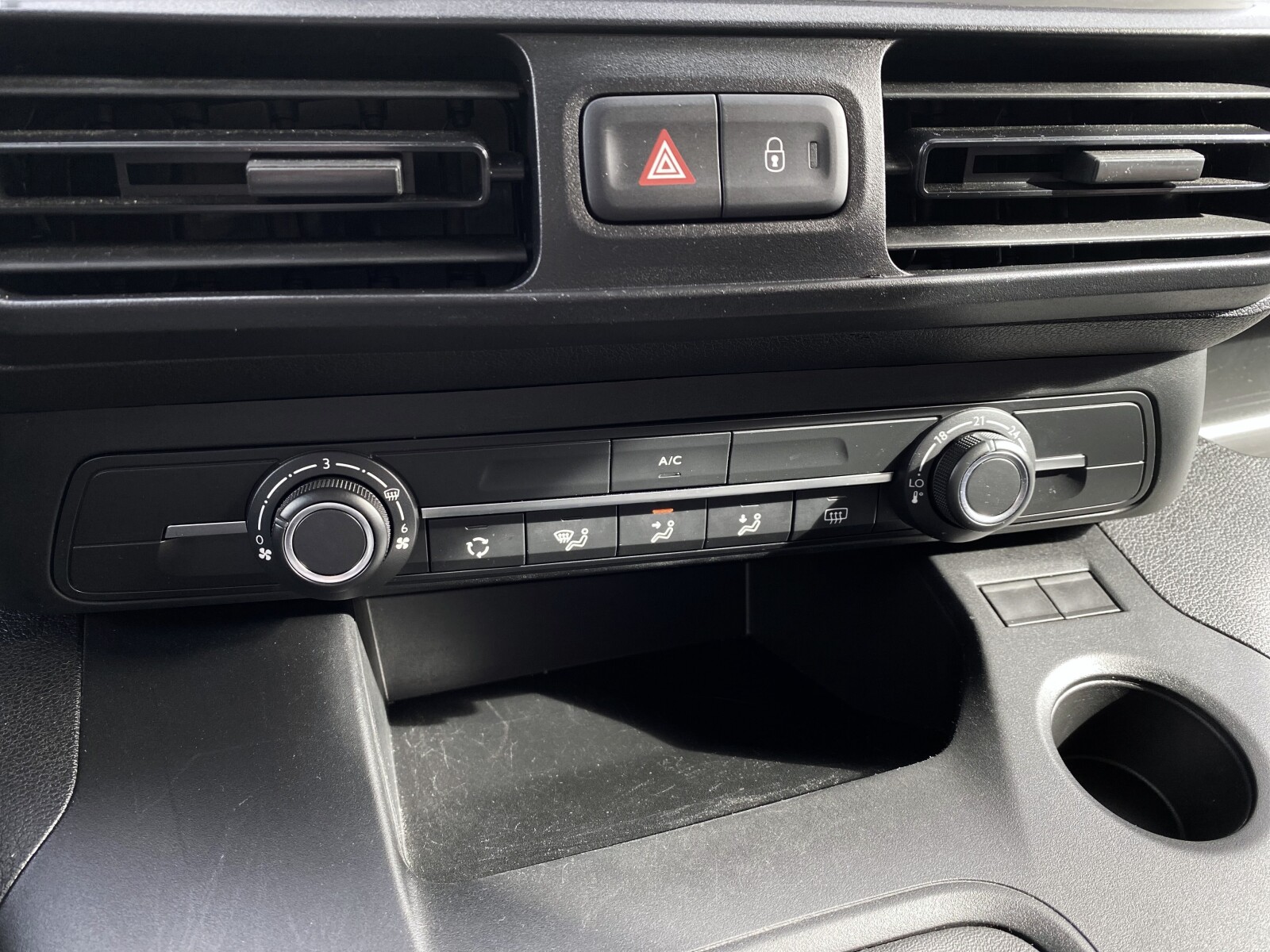 Toyota Proace City Verso - zdjęcie 12