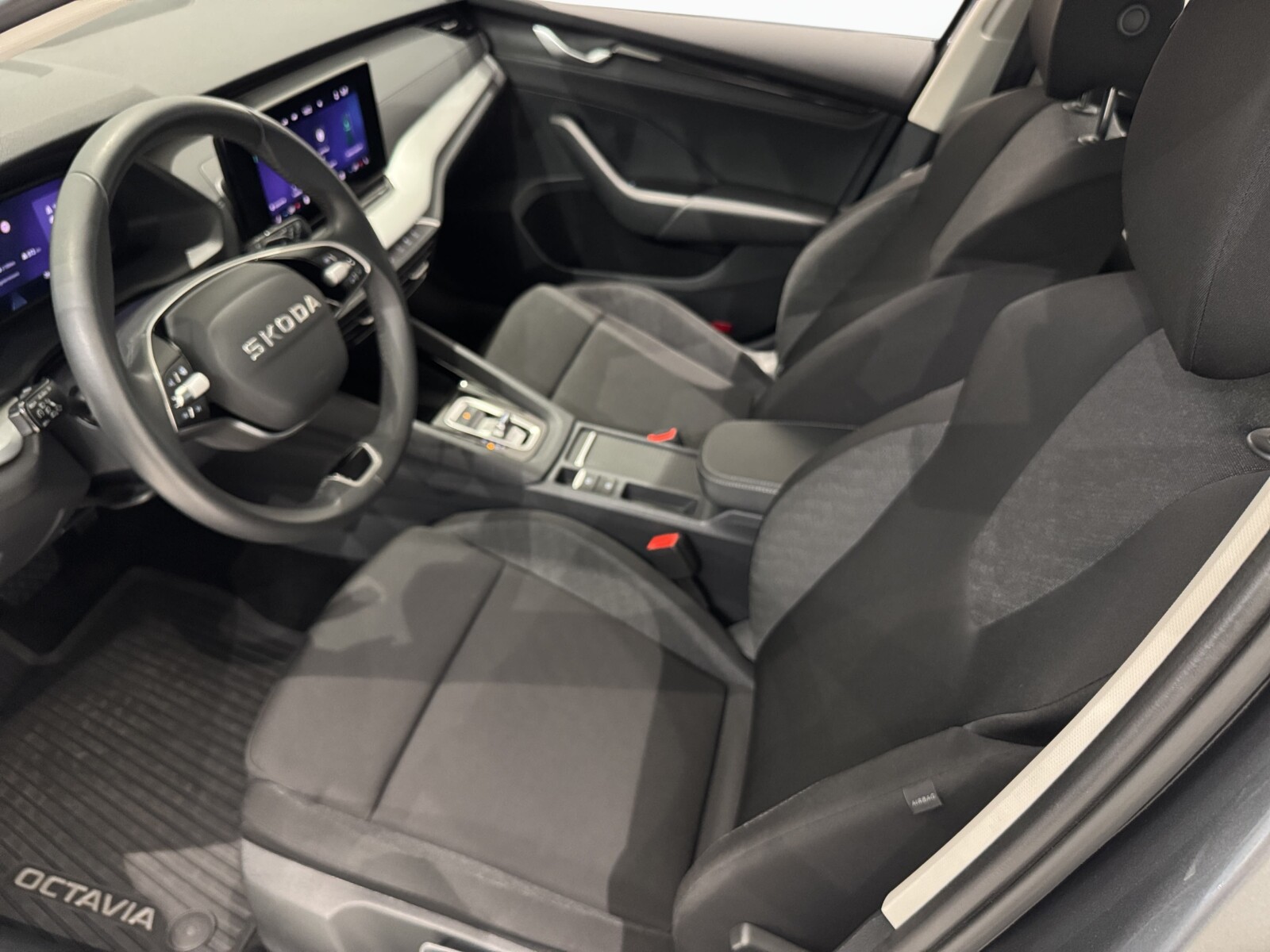 Škoda Octavia - zdjęcie 10