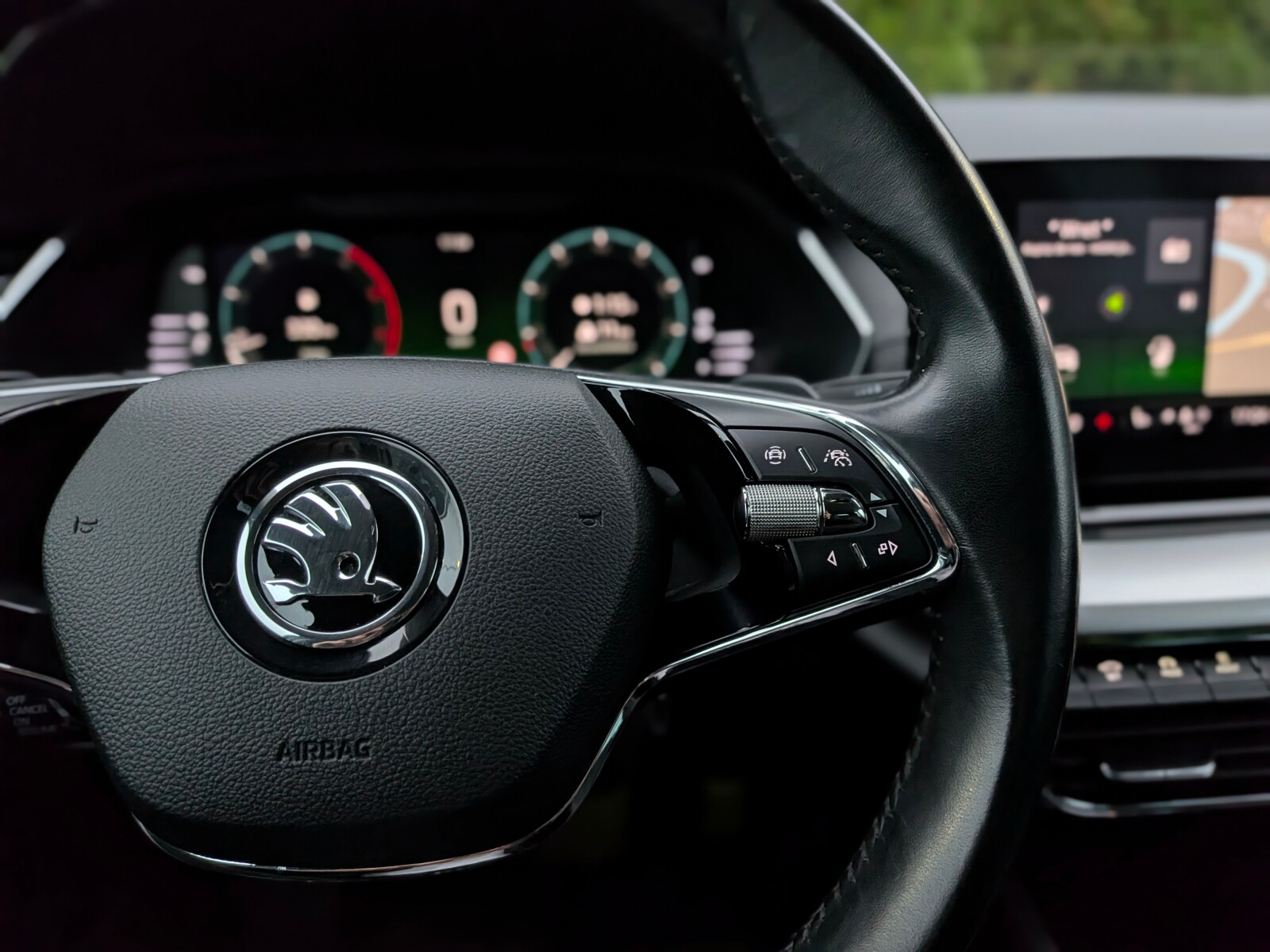 Škoda Octavia Combi - zdjęcie 16