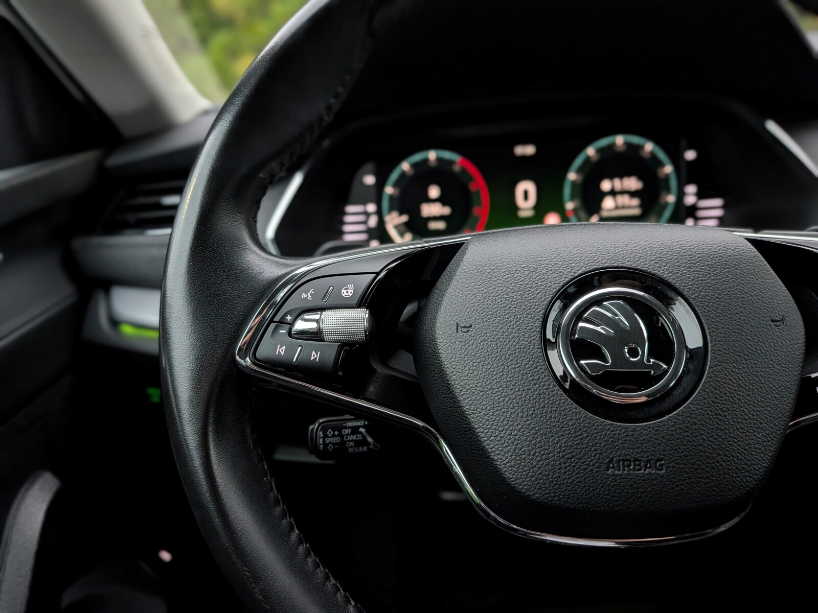 Škoda Octavia Combi - zdjęcie 15