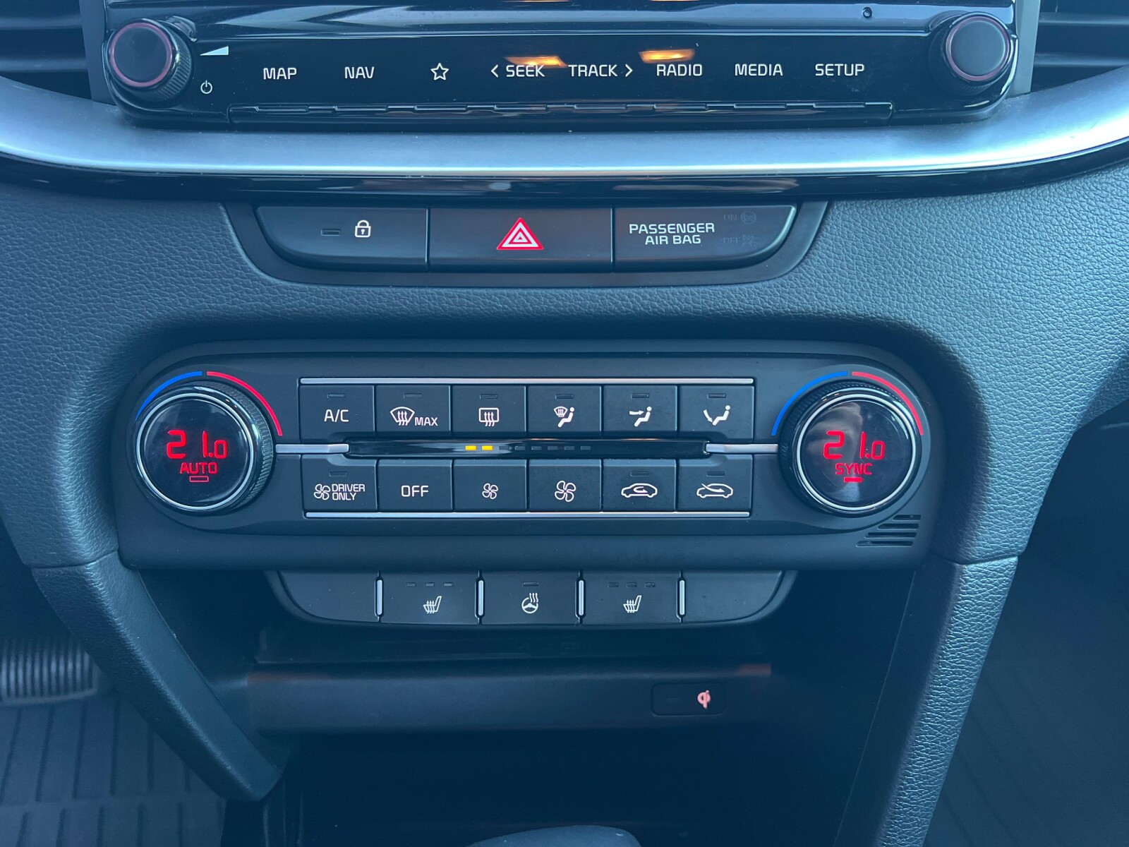 Kia Ceed - zdjęcie 13