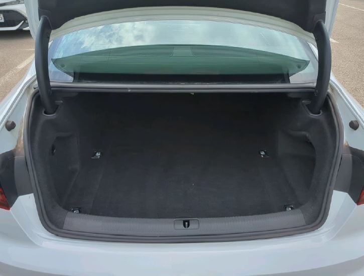 Audi A4 Limousine - zdjęcie 8