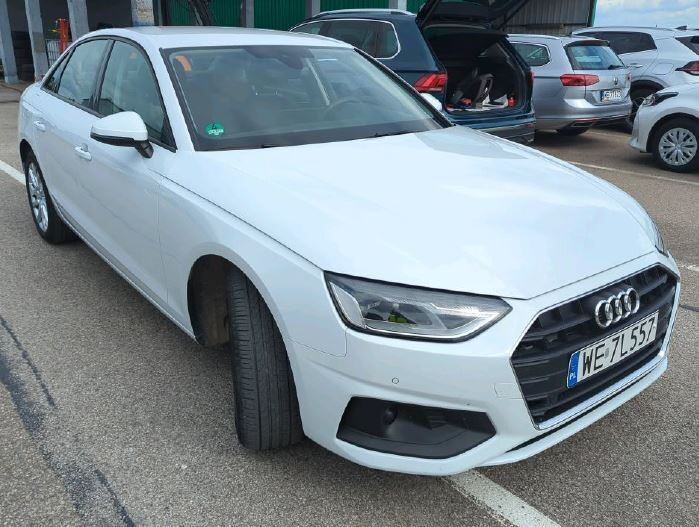 Audi A4 Limousine - zdjęcie 2