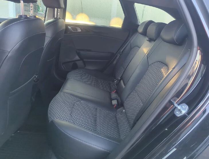 Kia Ceed - zdjęcie 7