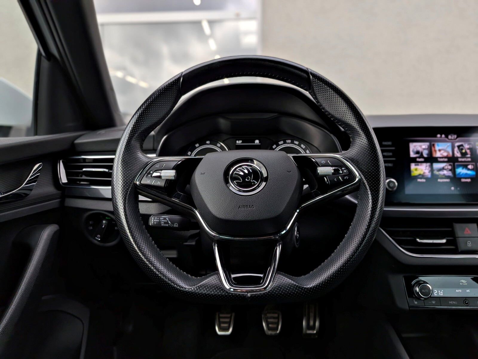Škoda Kamiq - zdjęcie 16