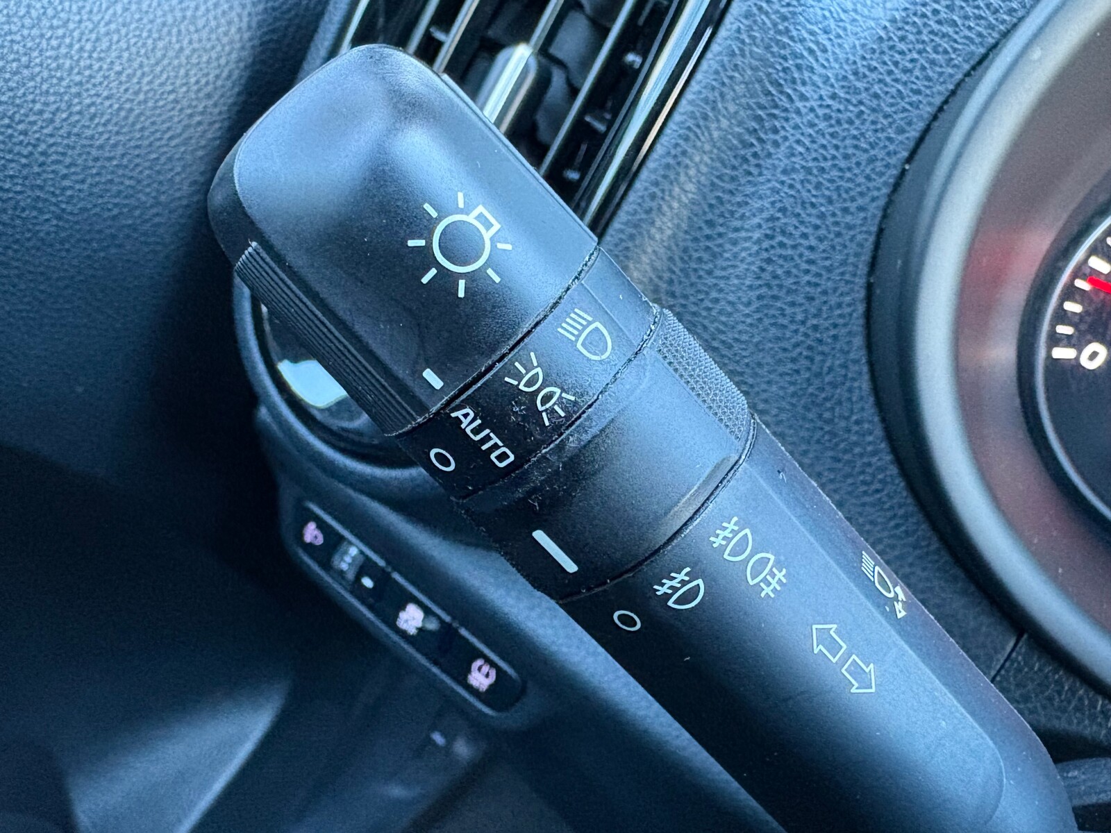 Kia Picanto - zdjęcie 22