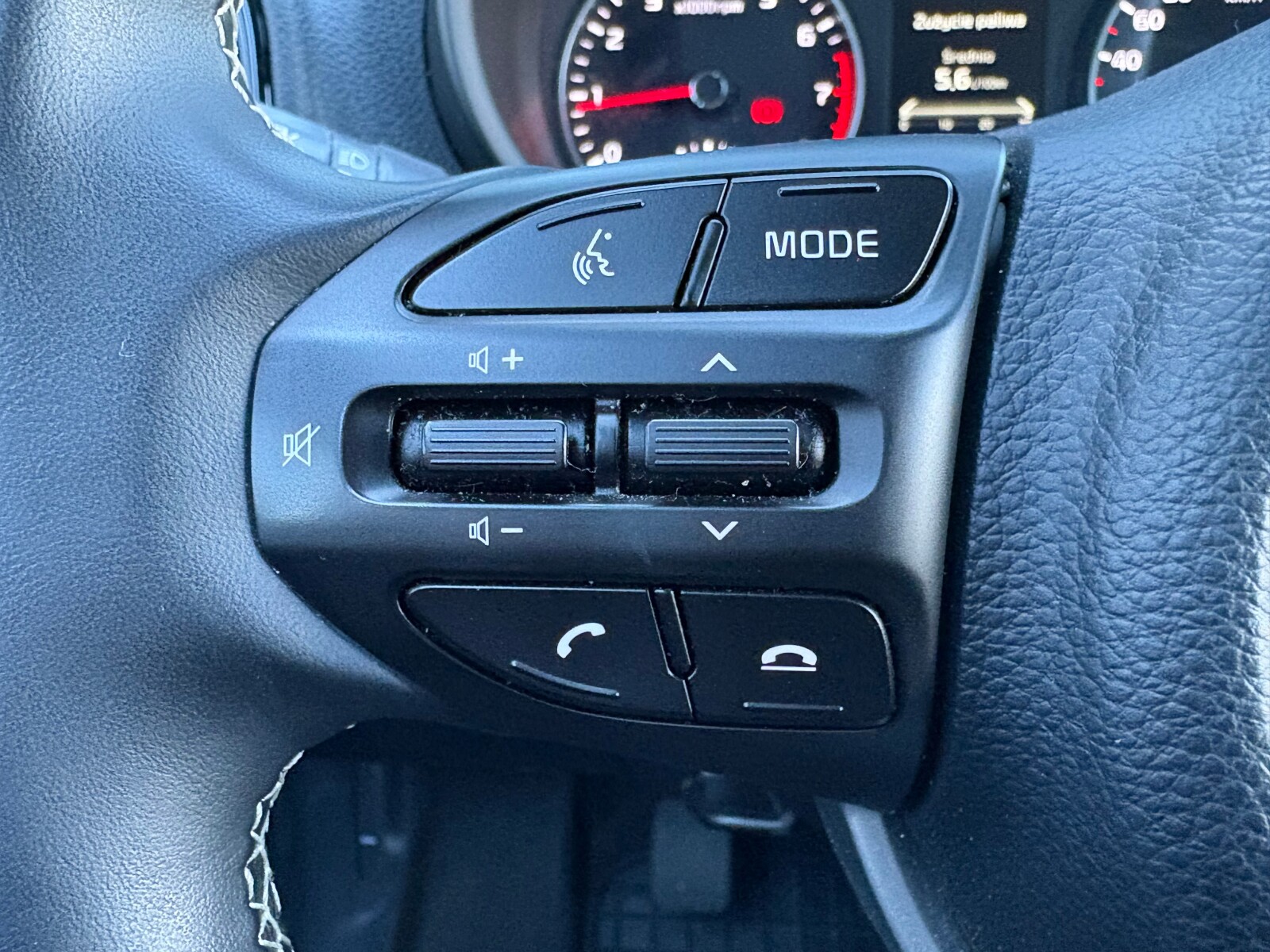 Kia Picanto - zdjęcie 20