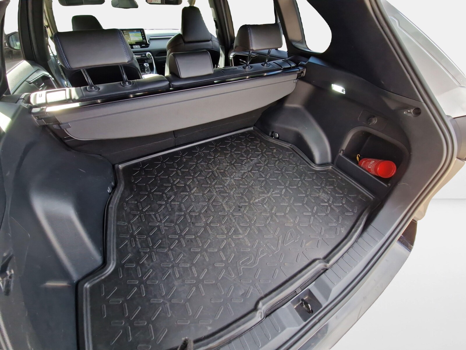 Toyota RAV 4 - zdjęcie 11
