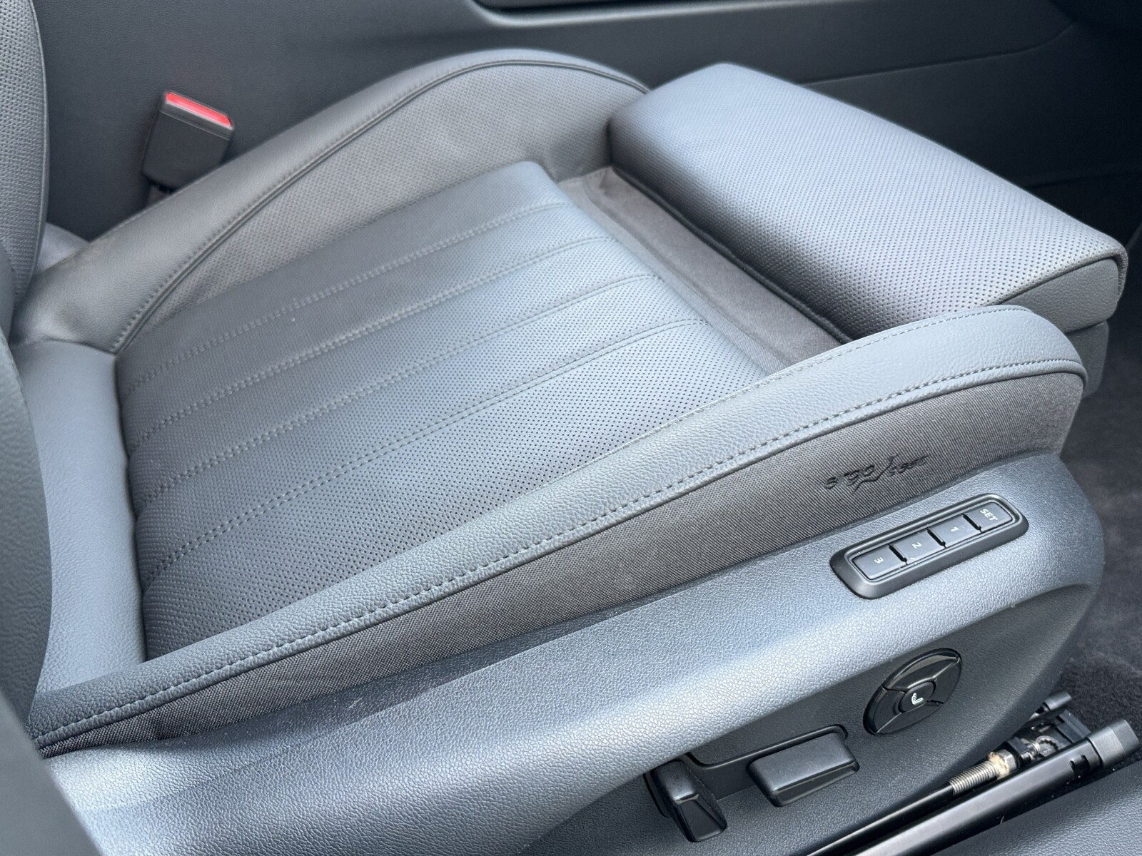 Škoda Superb Combi - zdjęcie 19
