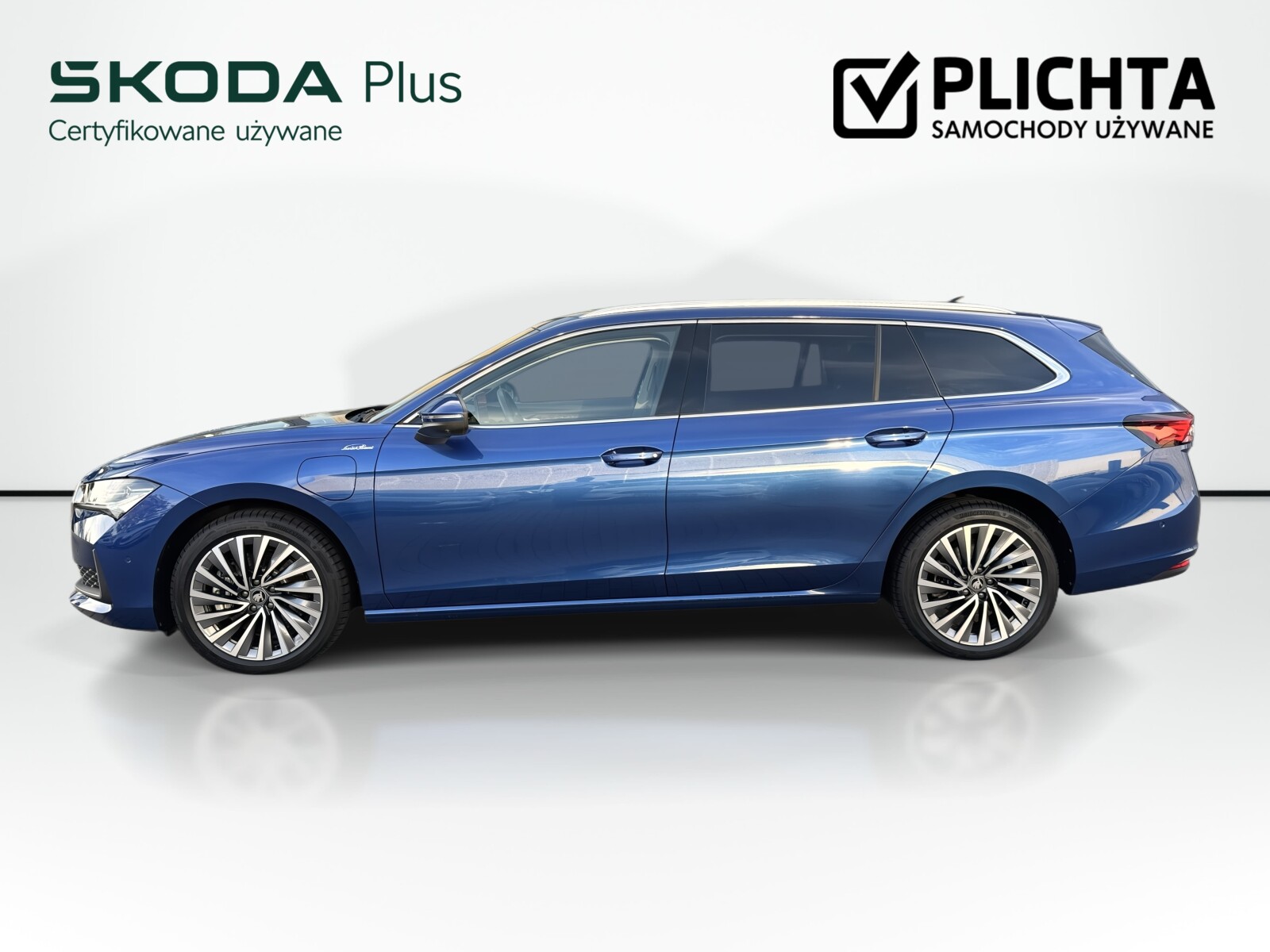 Škoda Superb Combi - zdjęcie 8
