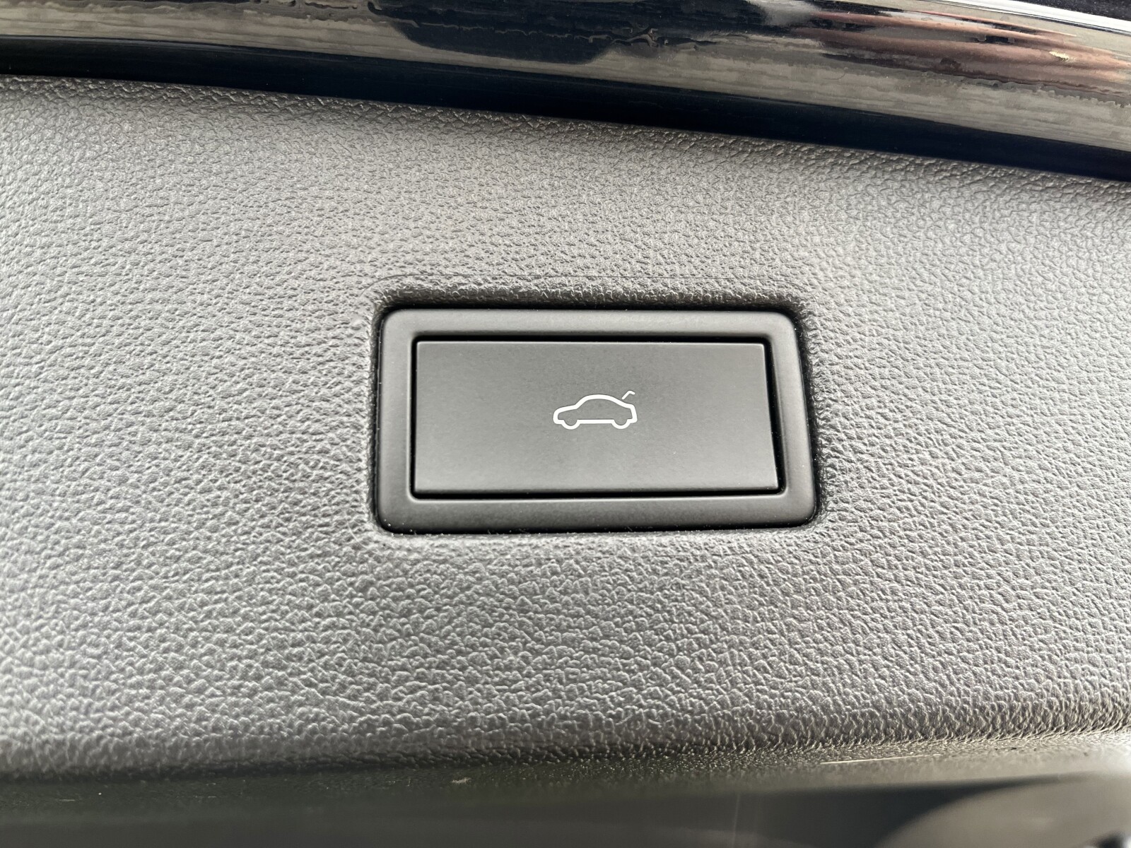 Volkswagen Tiguan Allspace - zdjęcie 18
