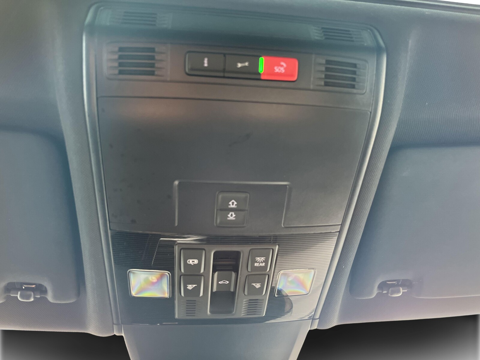 Volkswagen Tiguan Allspace - zdjęcie 35