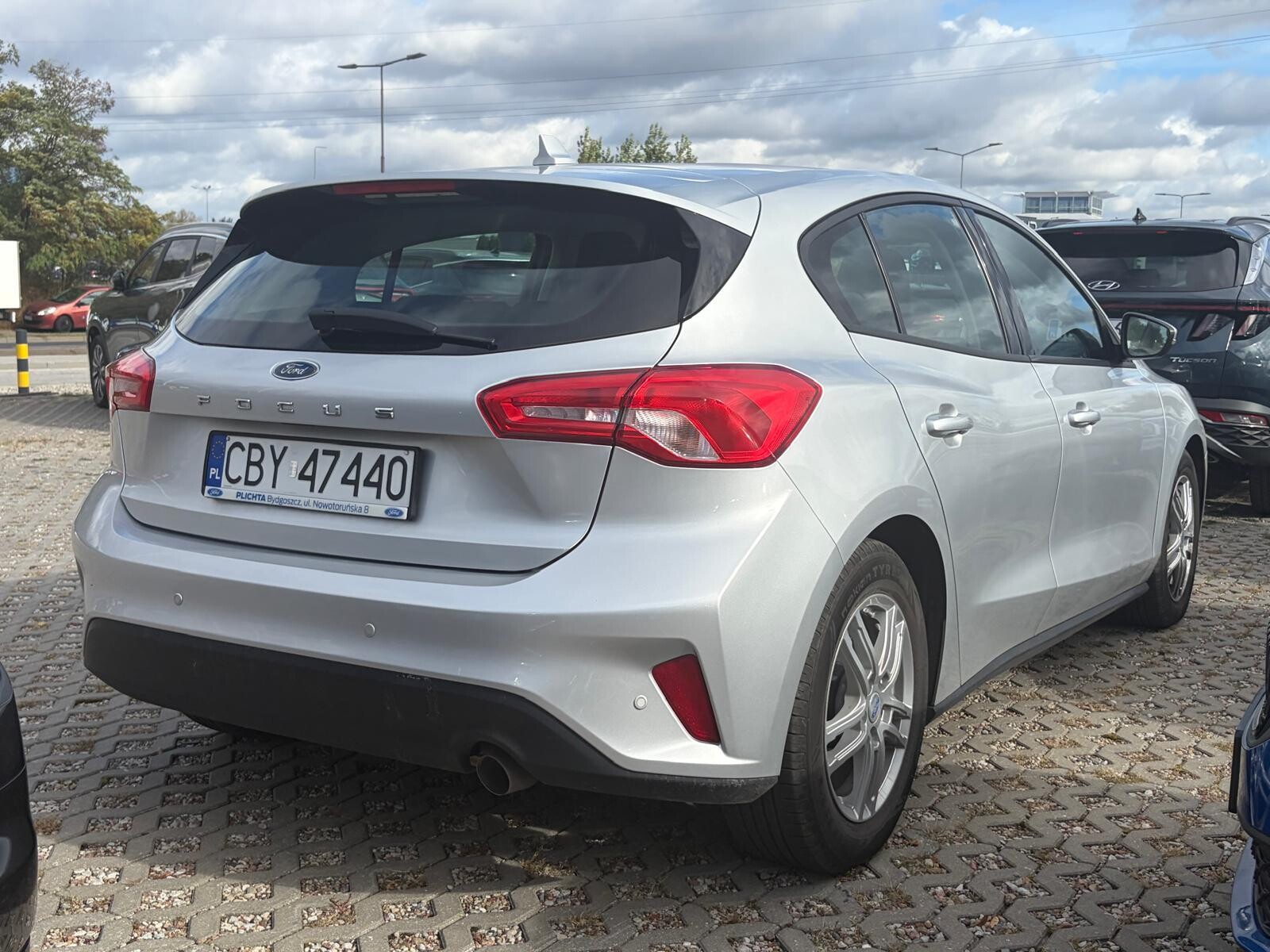 Ford Focus - zdjęcie 2