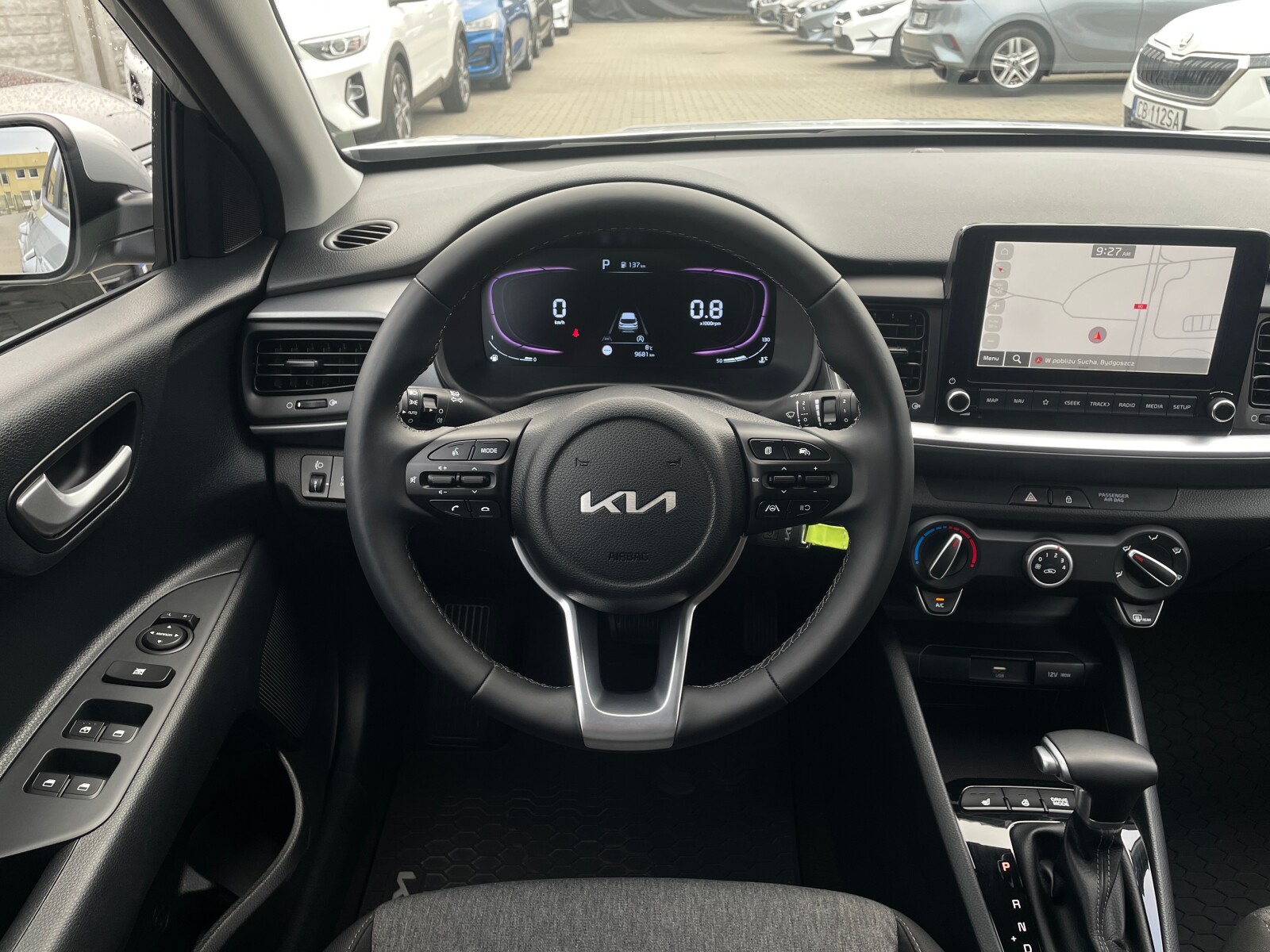 Kia Stonic - zdjęcie 19