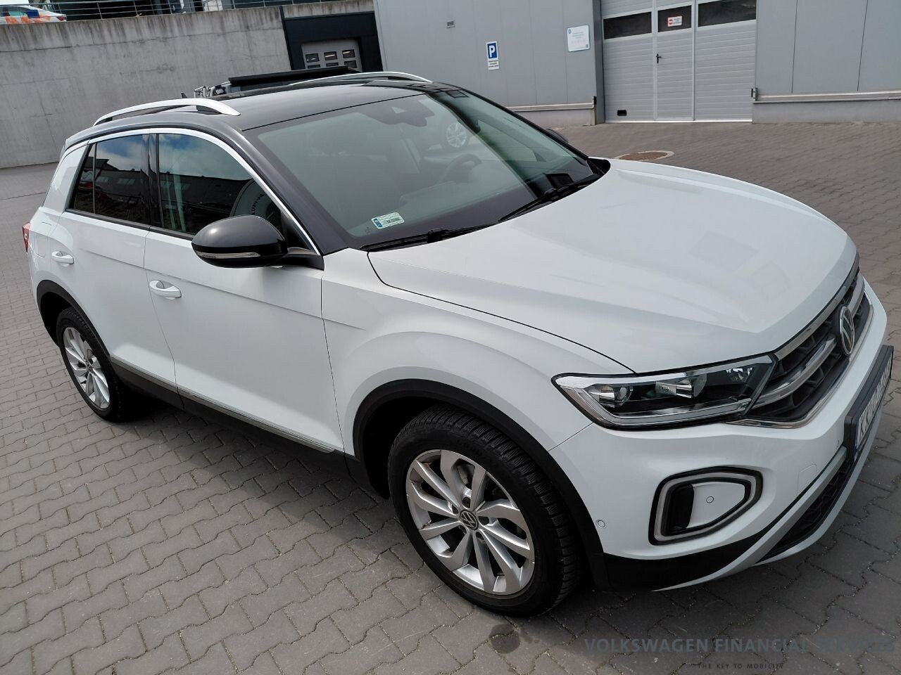 Volkswagen T-Roc - zdjęcie 3