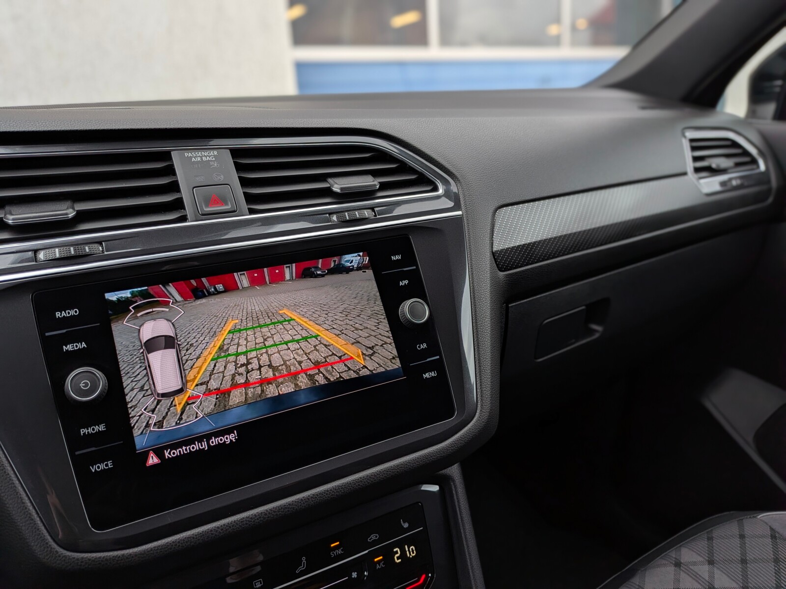 Volkswagen Tiguan Allspace - zdjęcie 27