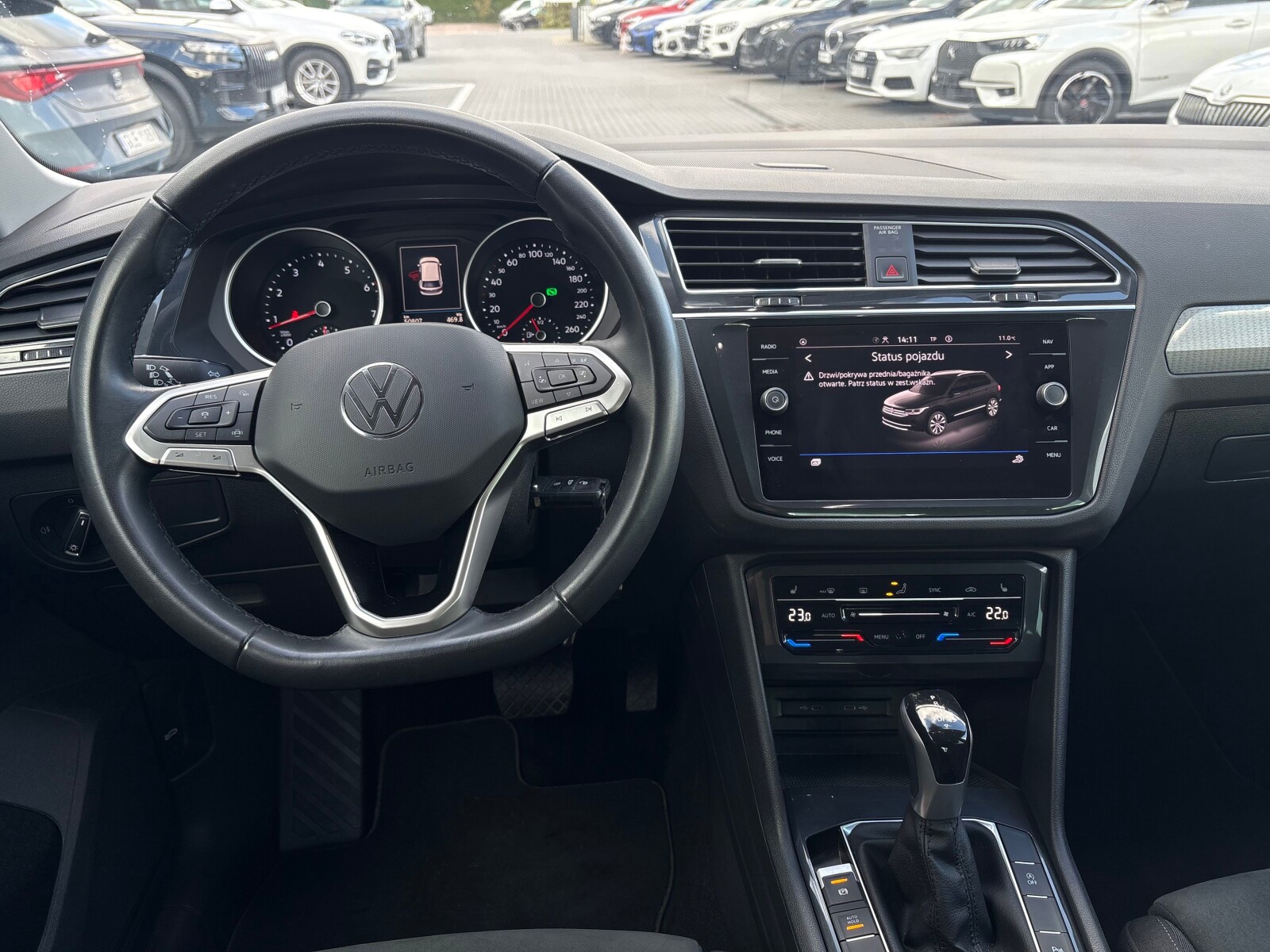 Volkswagen Tiguan - zdjęcie 11