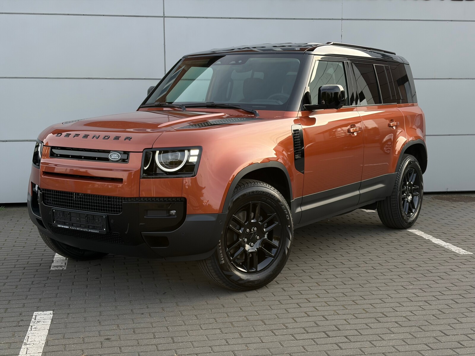Defender 3.0 Namib Orange