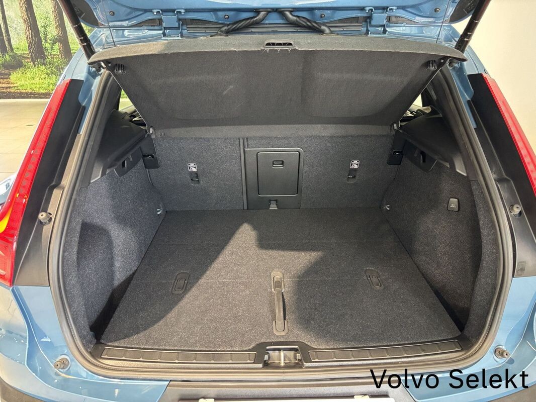 Volvo XC 40 - zdjęcie 16