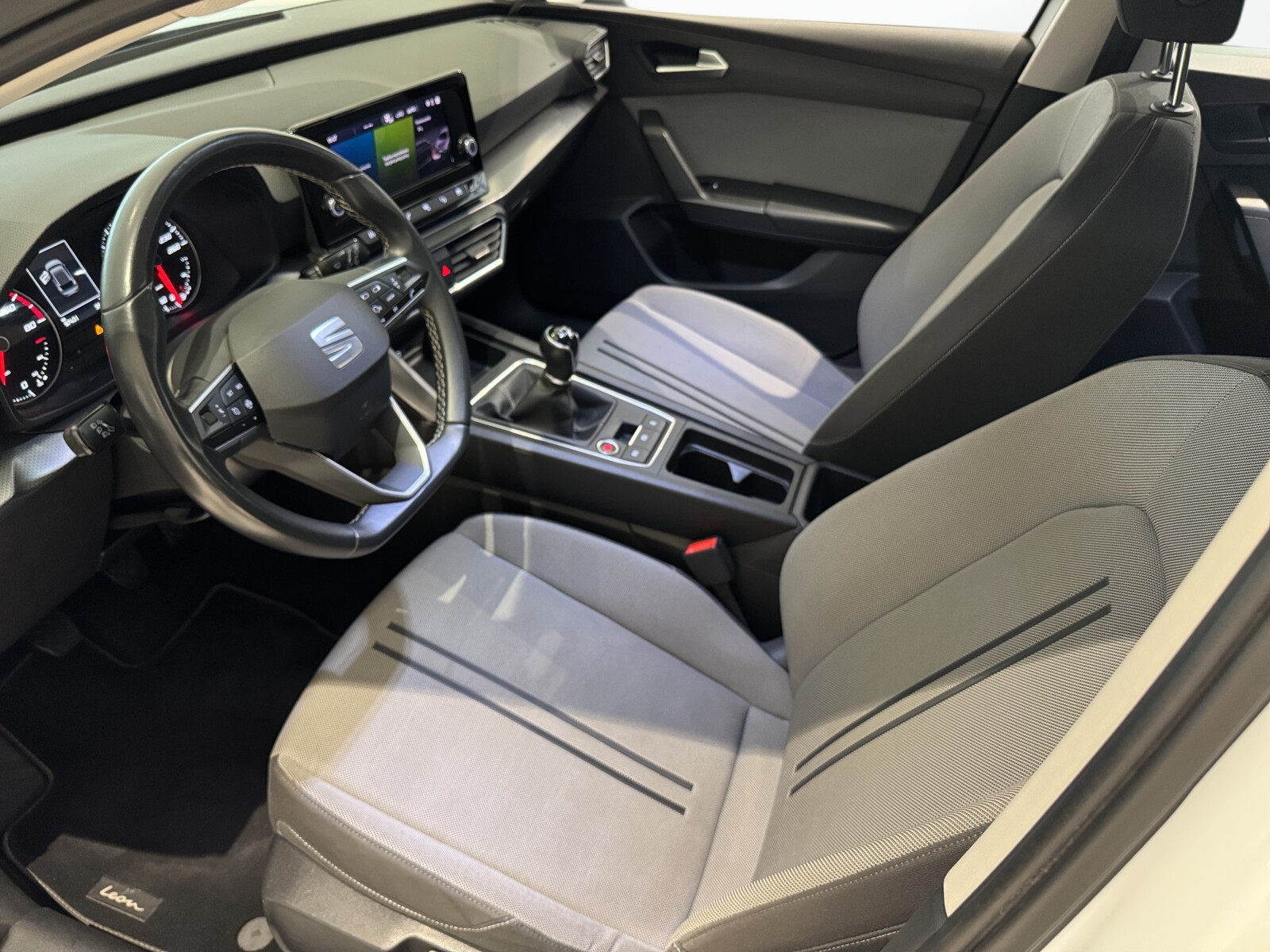 Seat Leon - zdjęcie 10