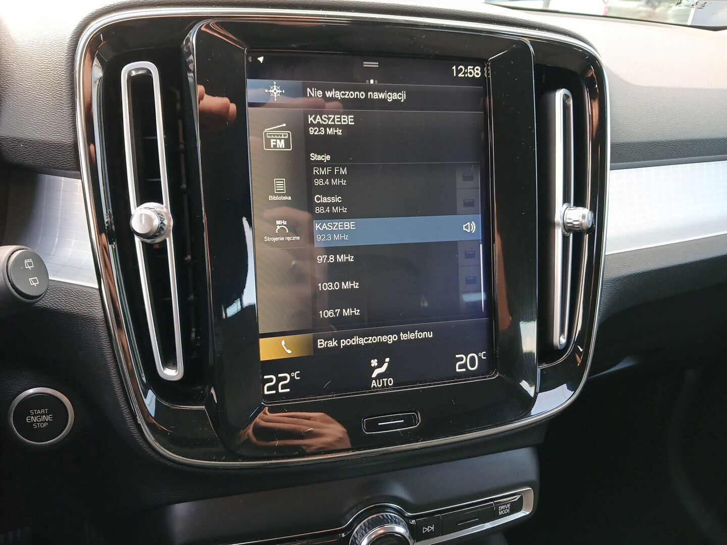 Volvo XC 40 - zdjęcie 20