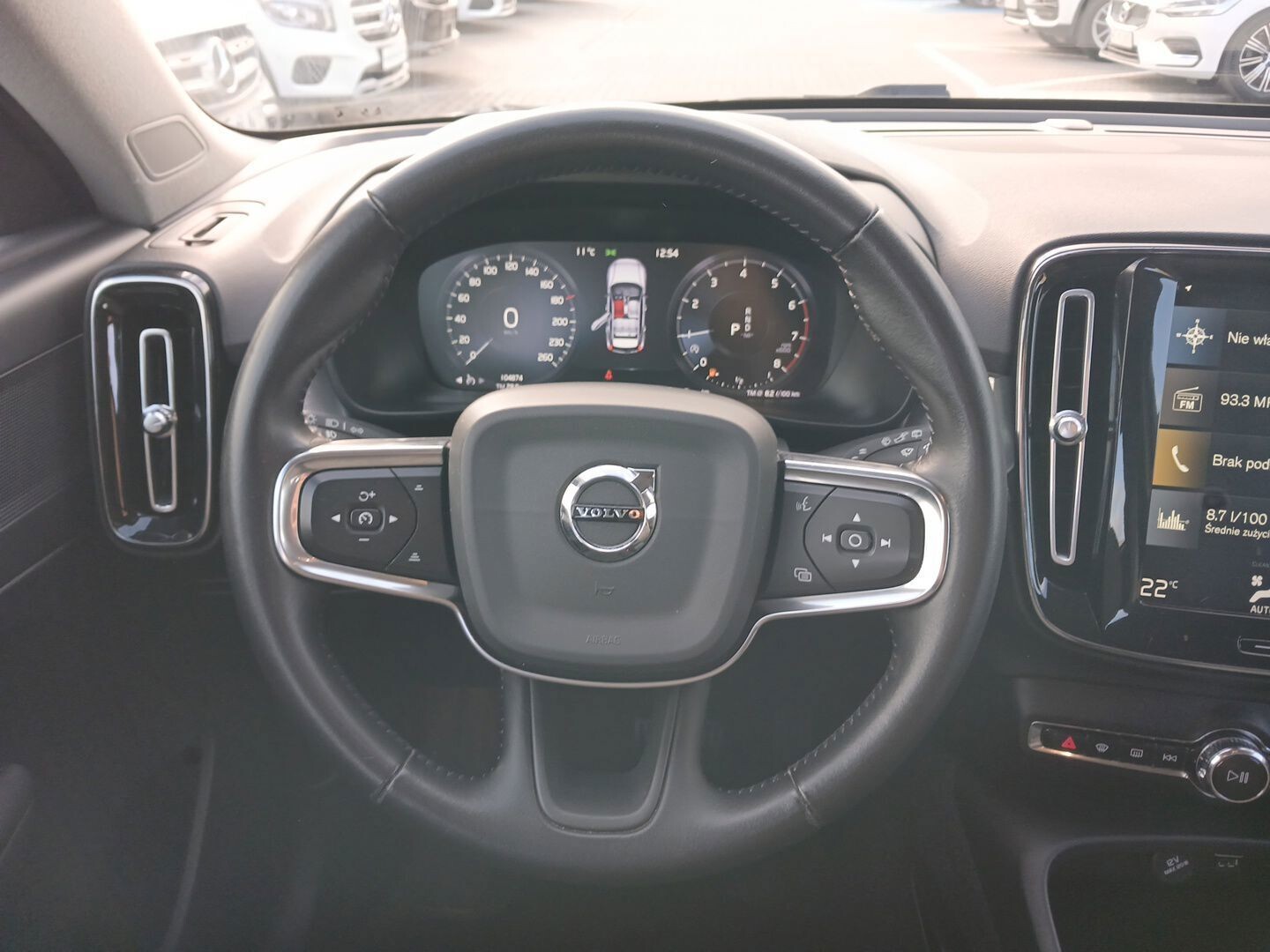Volvo XC 40 - zdjęcie 18