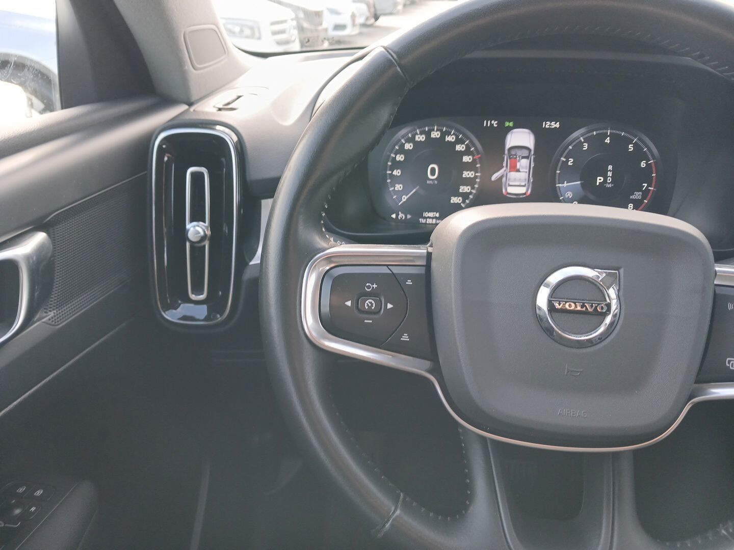 Volvo XC 40 - zdjęcie 15